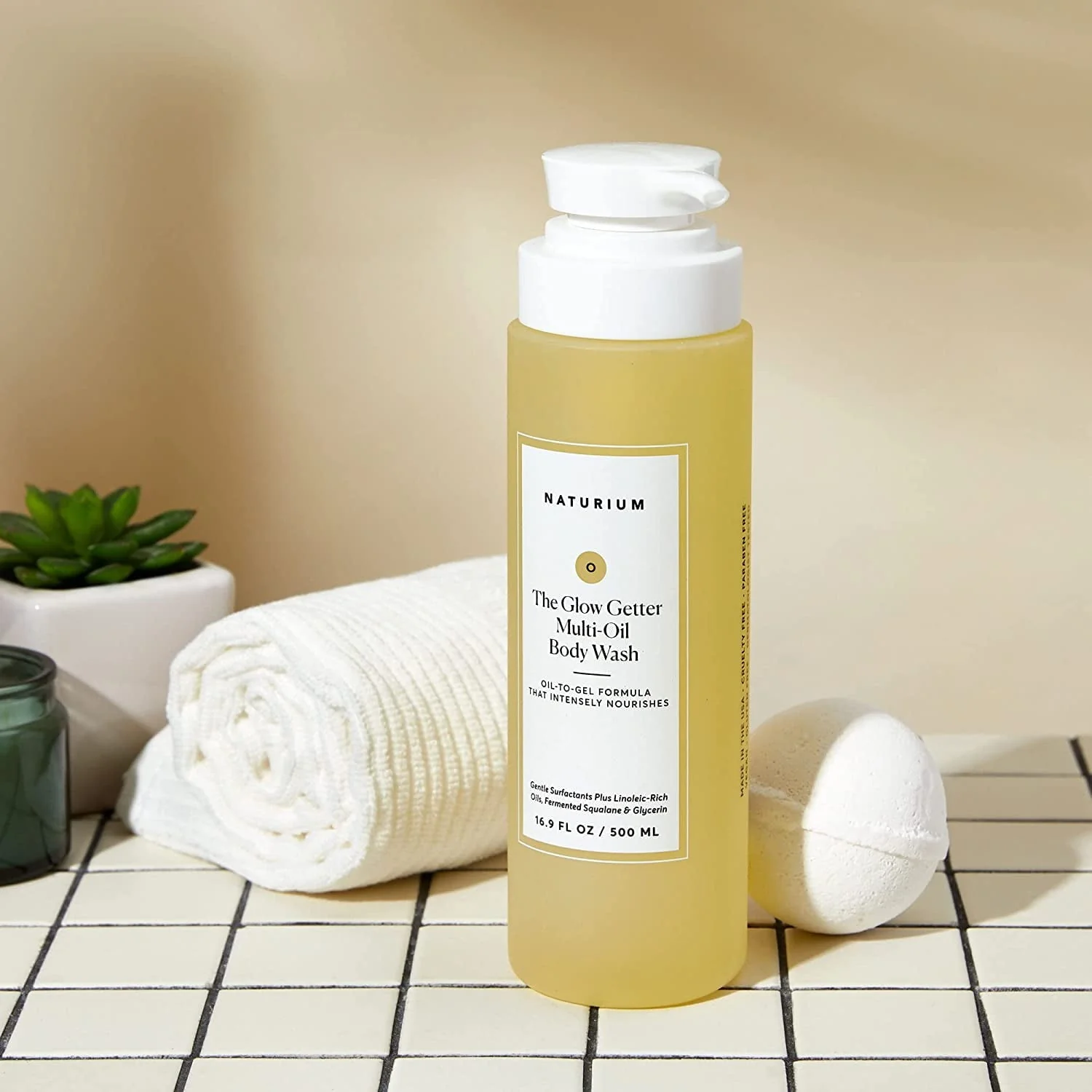 The Glow Getter Multi-Oil Hydrating Body Wash (500ml) — image 2