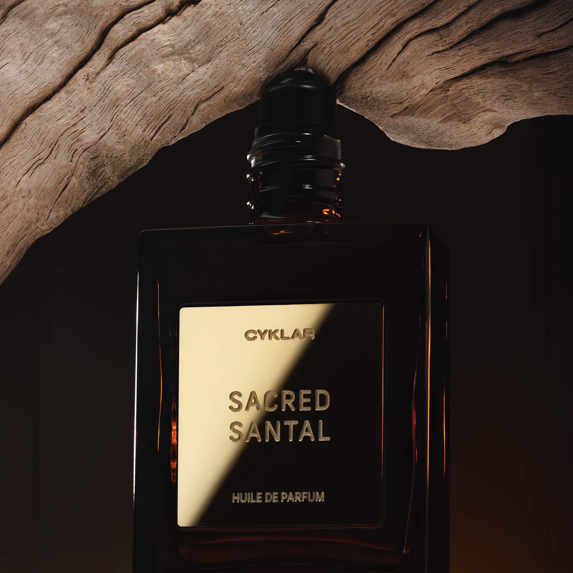 Sacred Santal Roll-On Perfume Oil with Vanilla and Cashmere Wood (15ml) — image 6