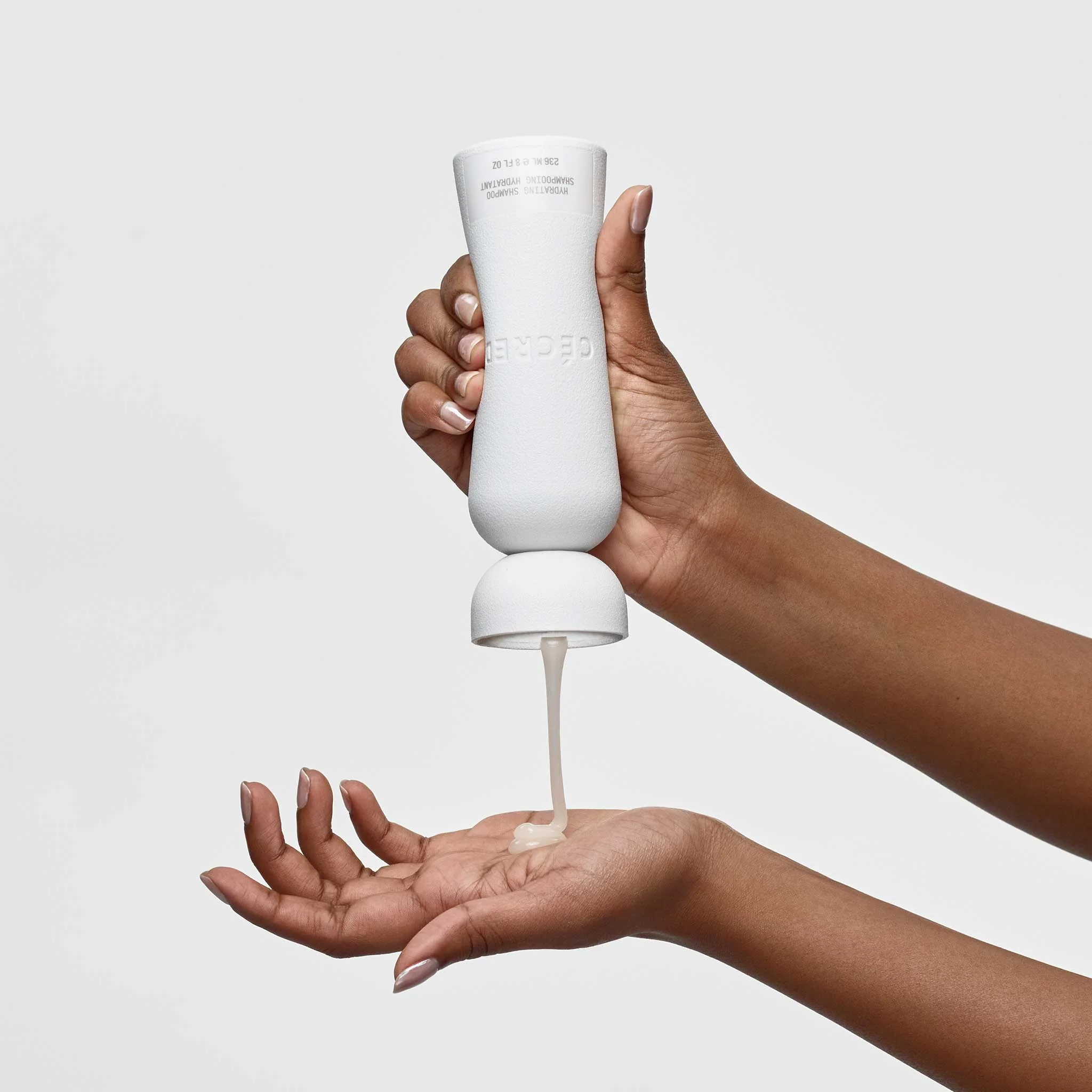 Hydrating Shampoo (236ml) — image 2