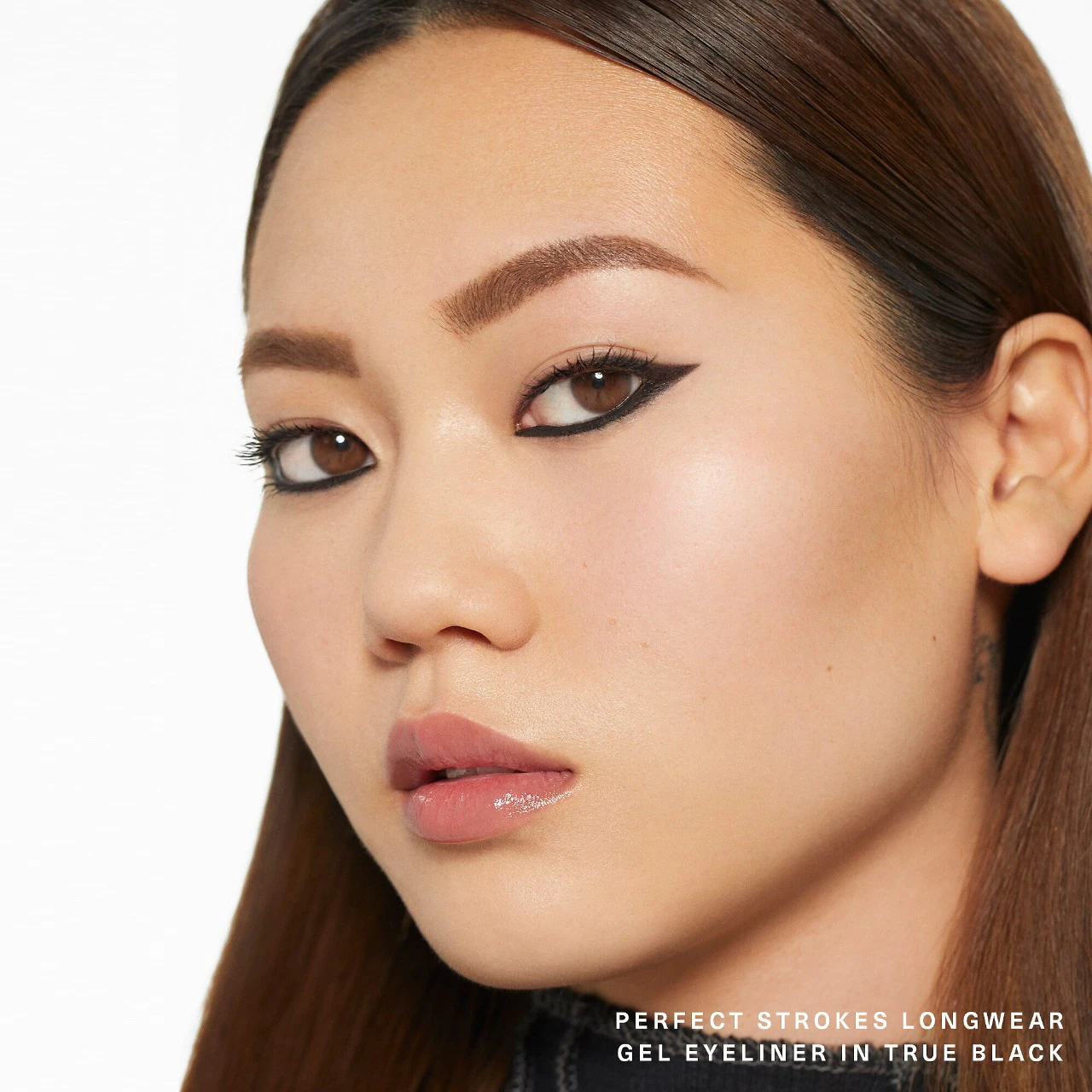 Perfect Strokes Longwear & Waterproof Gel Eyeliner Pencil (True Black) — image 9